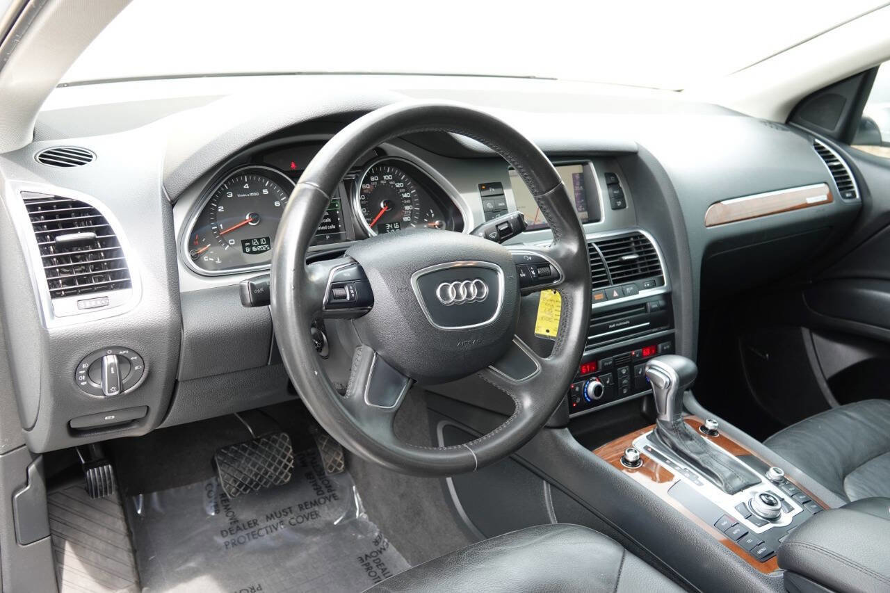 Used 2013 Audi Q7 3.0T Premium Plus w/ Premium Plus Pkg AWD/4WD image 4