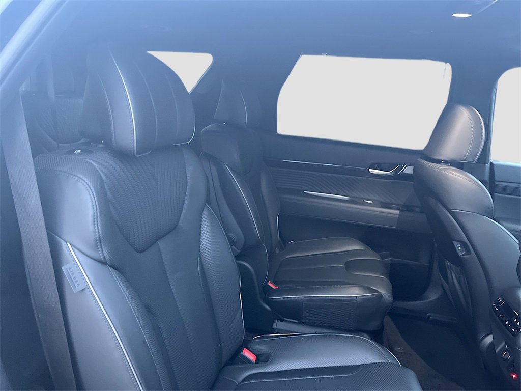 Used 2024 Hyundai Palisade Calligraphy image 30