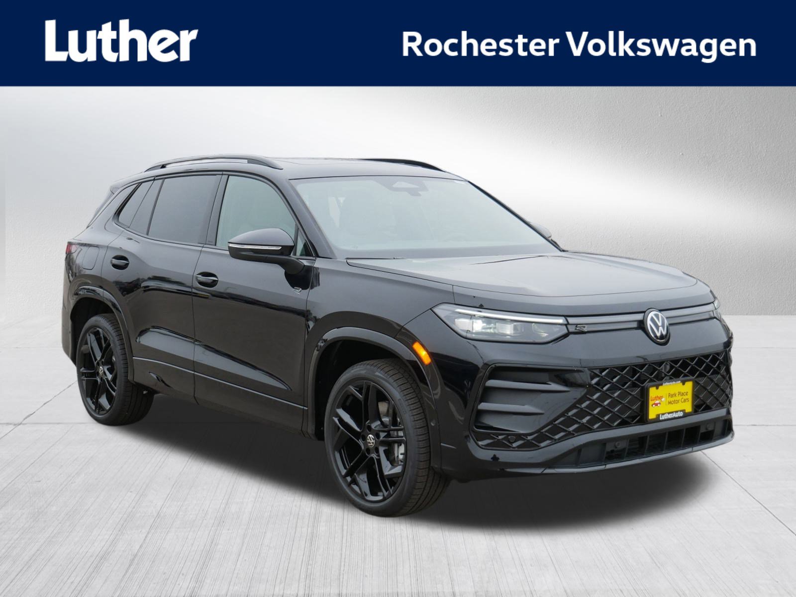 New 2025 Volkswagen Tiguan SE R-Line