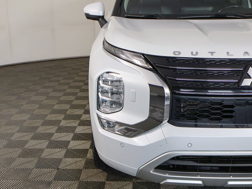 Used 2022 Mitsubishi Outlander SEL AWD/4WD image 16