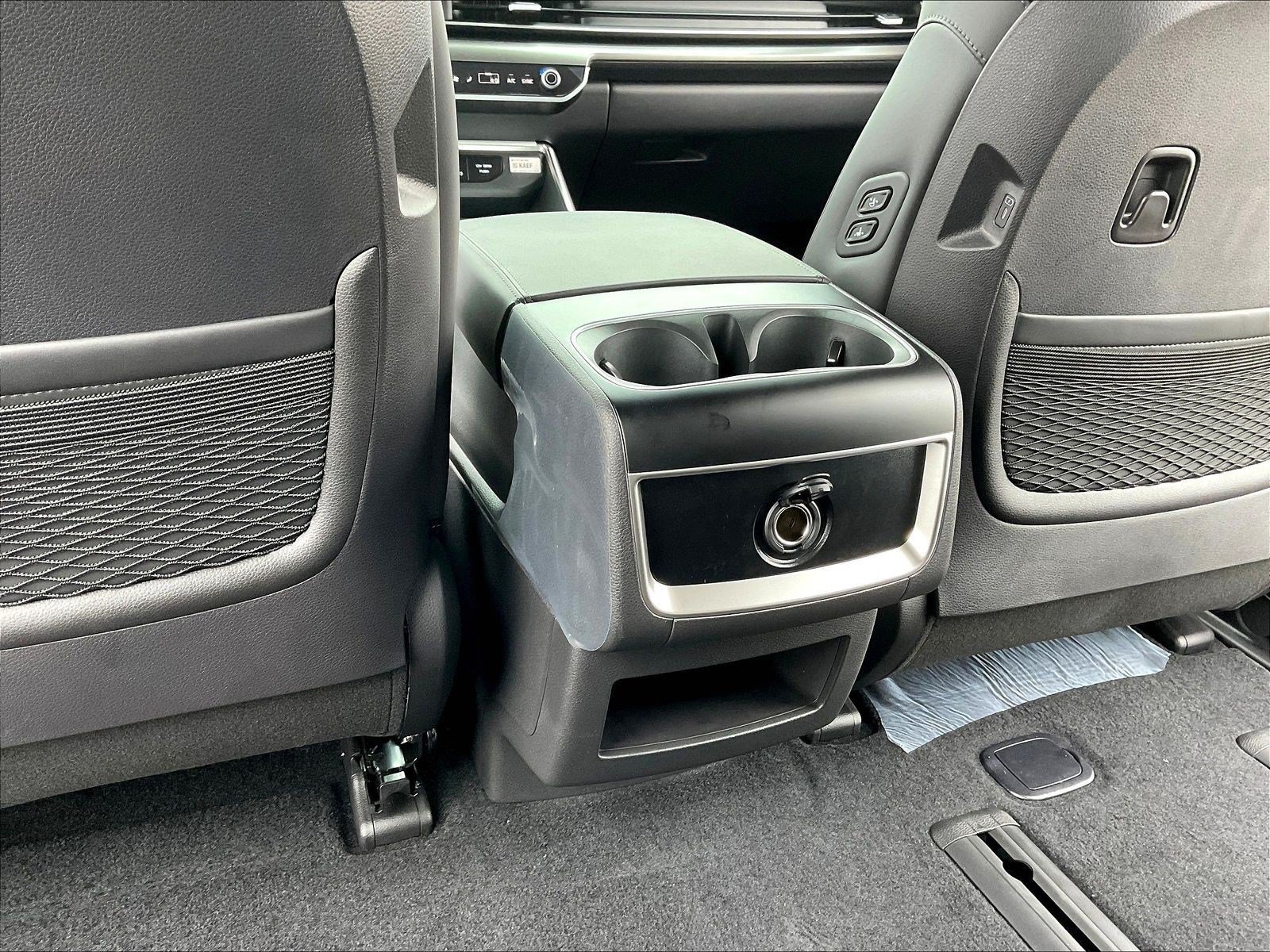 New 2027 Kia Carnival EX FWD image 26