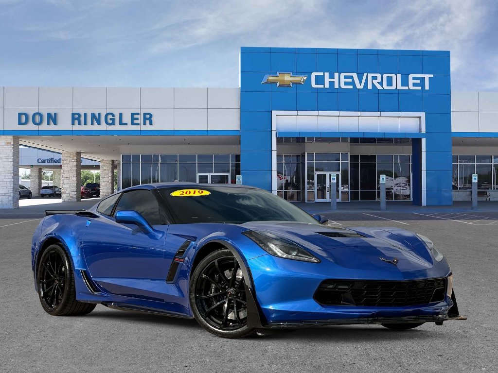 Used 2019 Chevrolet Corvette Grand Sport w/ Carbon Flash Badge Package RWD image 1