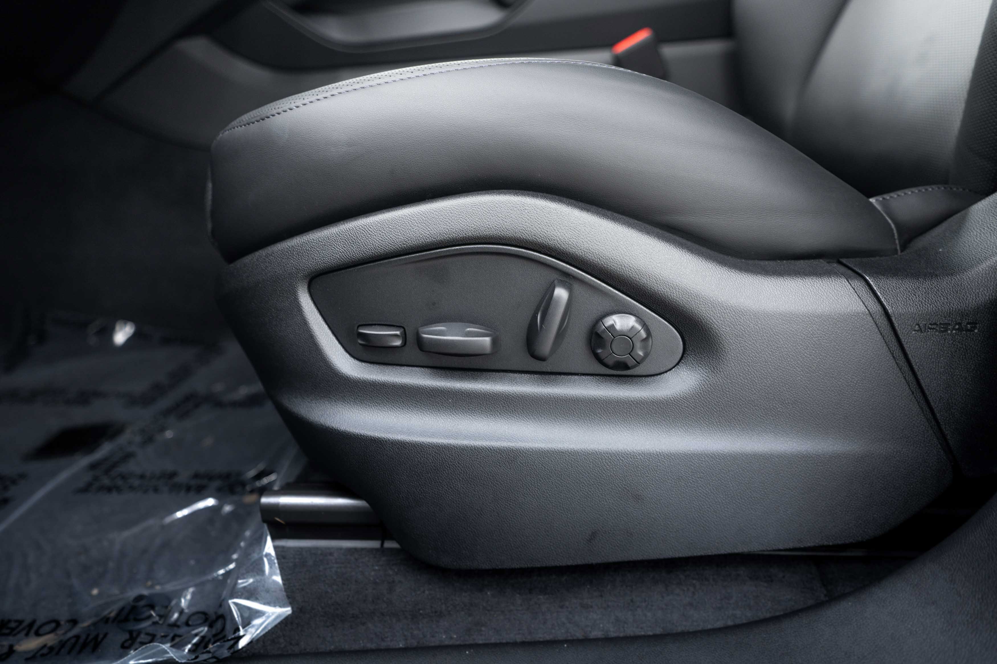 New 2026 Porsche Cayenne GTS AWD/4WD image 20
