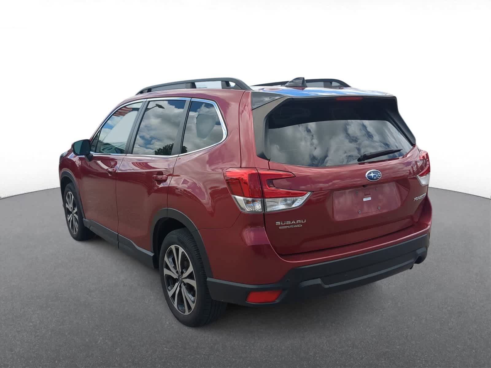 Used 2024 Subaru Forester Limited AWD/4WD image 6