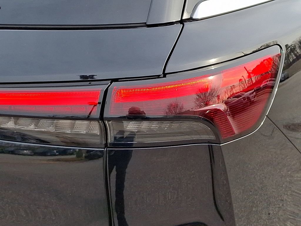 Used 2025 INFINITI QX60 Sensory w/ Vision Package image 10