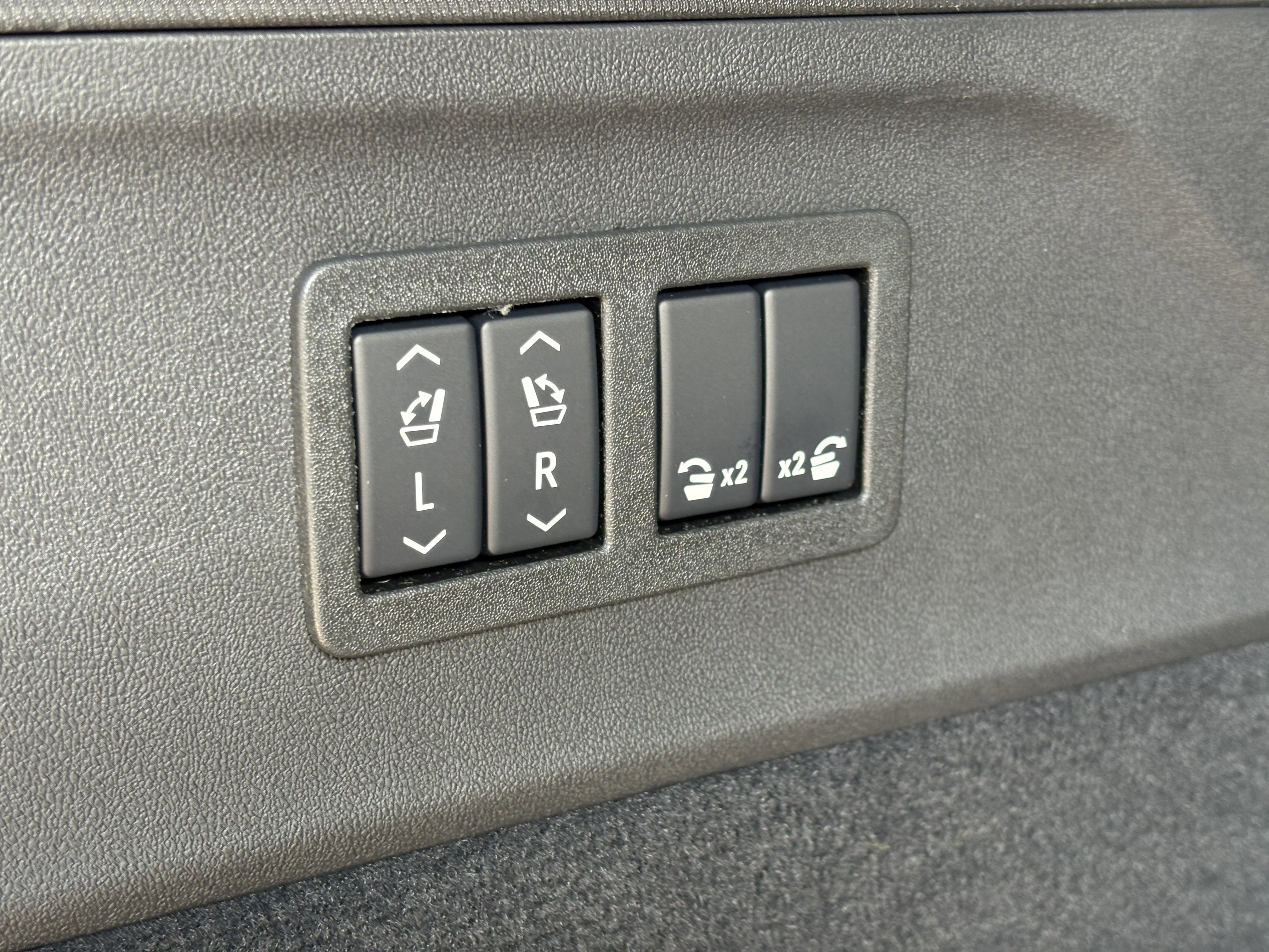 New 2026 Cadillac Escalade IQ Sport 1 w/ LPO, Floor Liner Package image 10