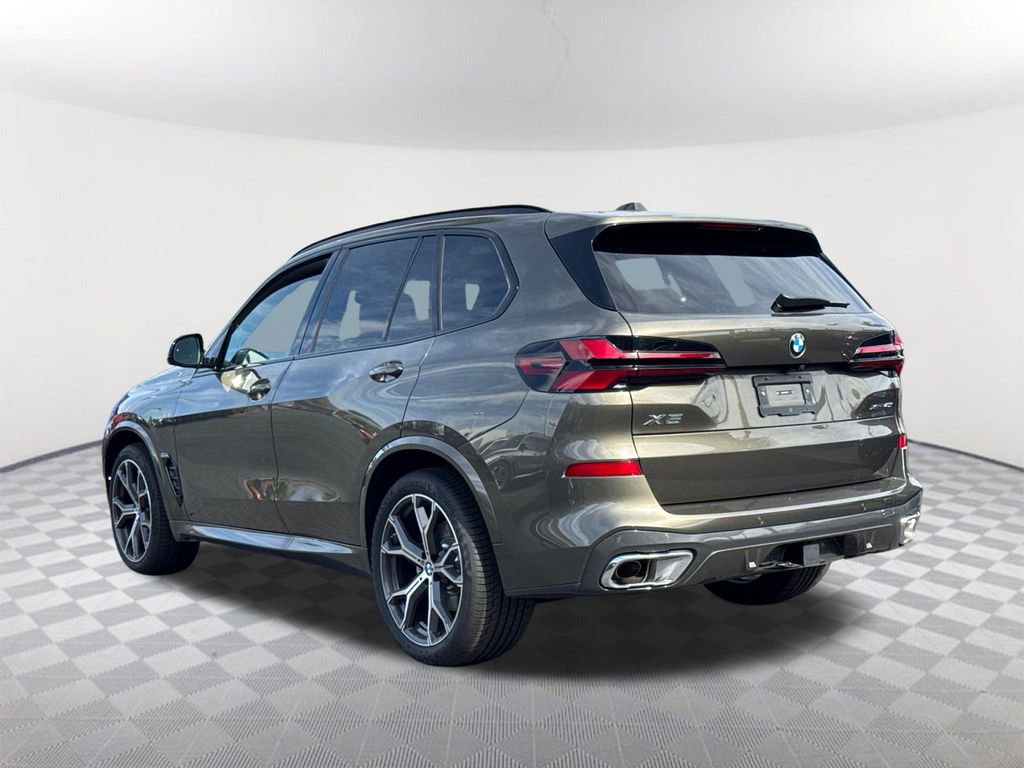 New 2026 BMW X5 xDrive40i w/ M Sport Package image 4