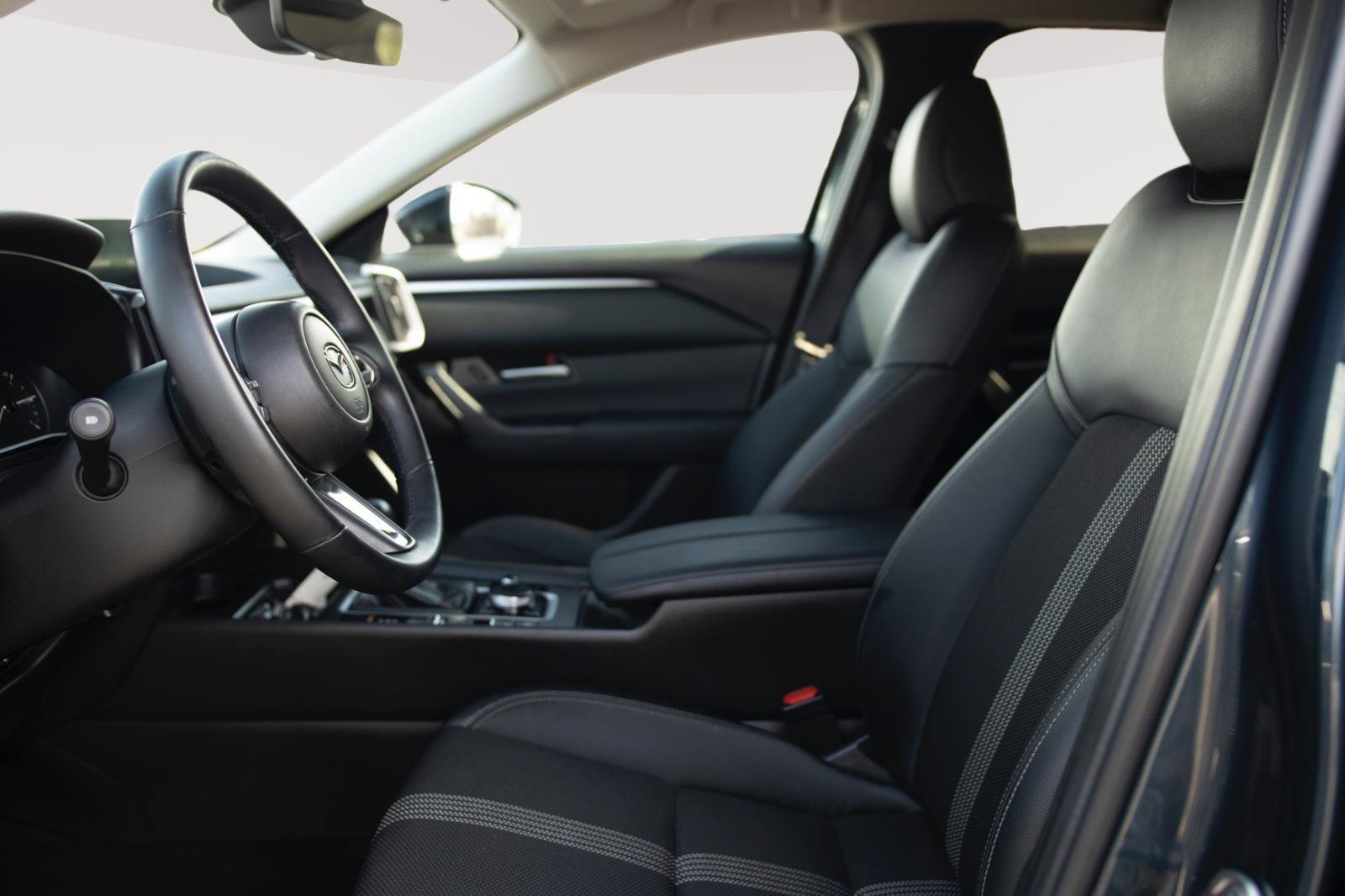 Used 2025 MAZDA CX-50 AWD 2.5 S w/ Preferred Package image 2