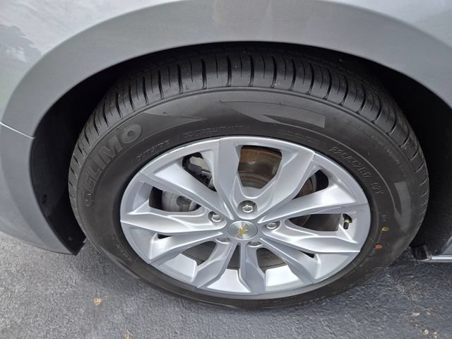 Used 2023 Chevrolet Malibu LT FWD image 20