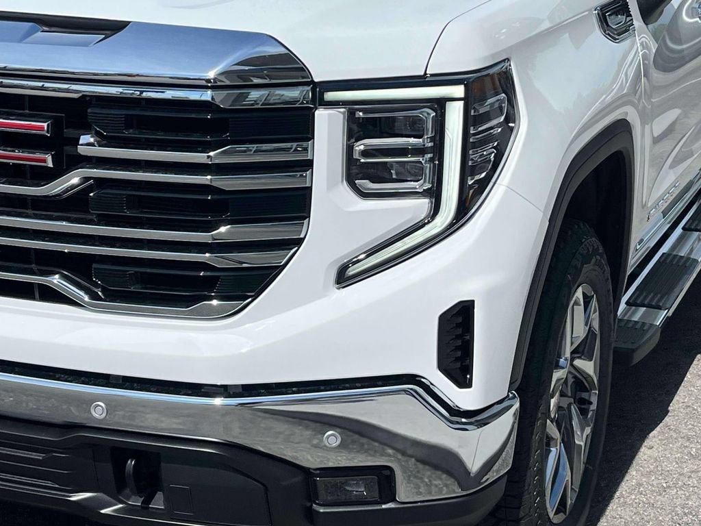 New 2026 GMC Sierra 1500 SLT w/ SLT Premium Plus Package AWD/4WD image 9