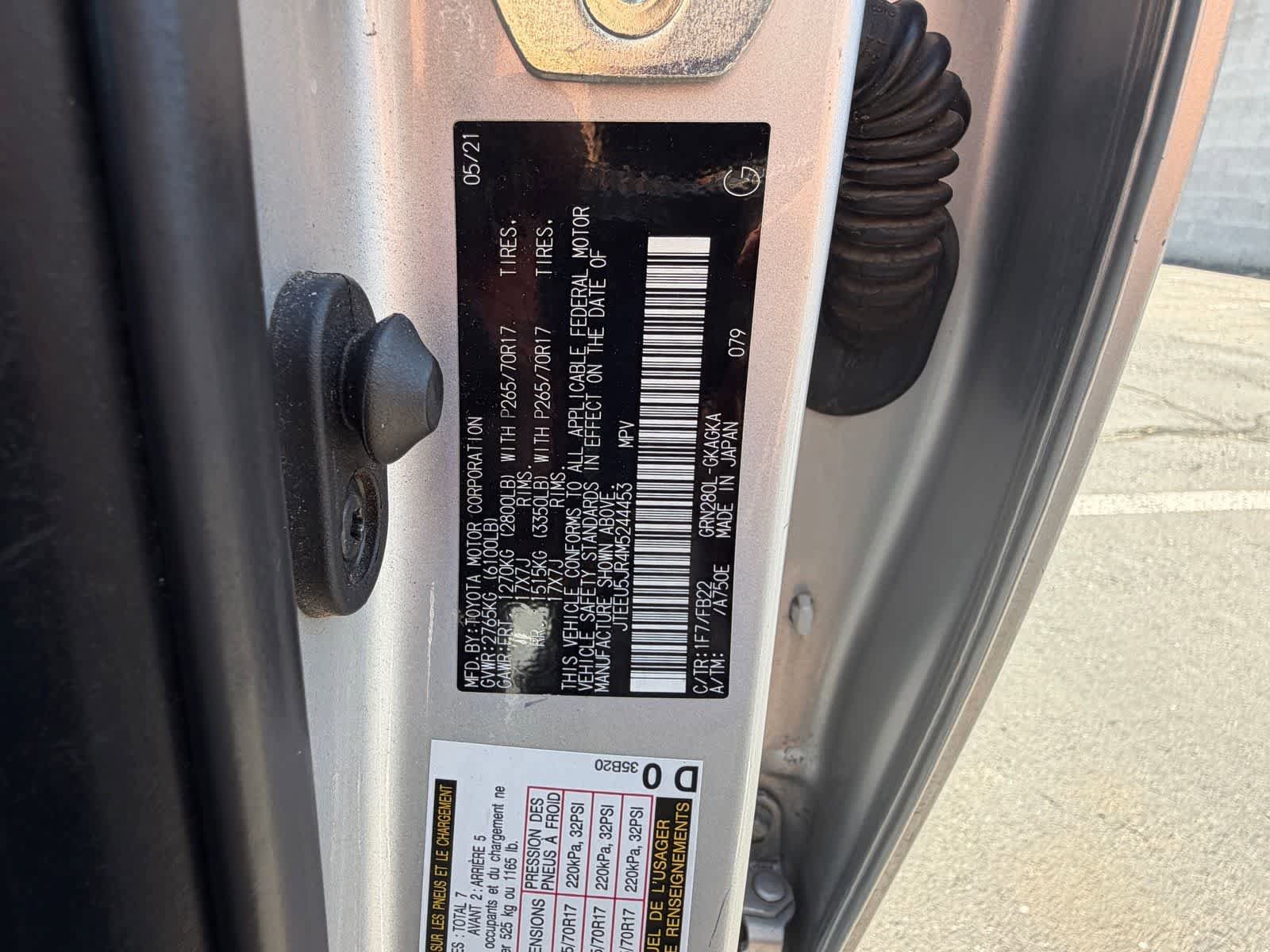 Used 2021 Toyota 4Runner SR5 RWD image 33