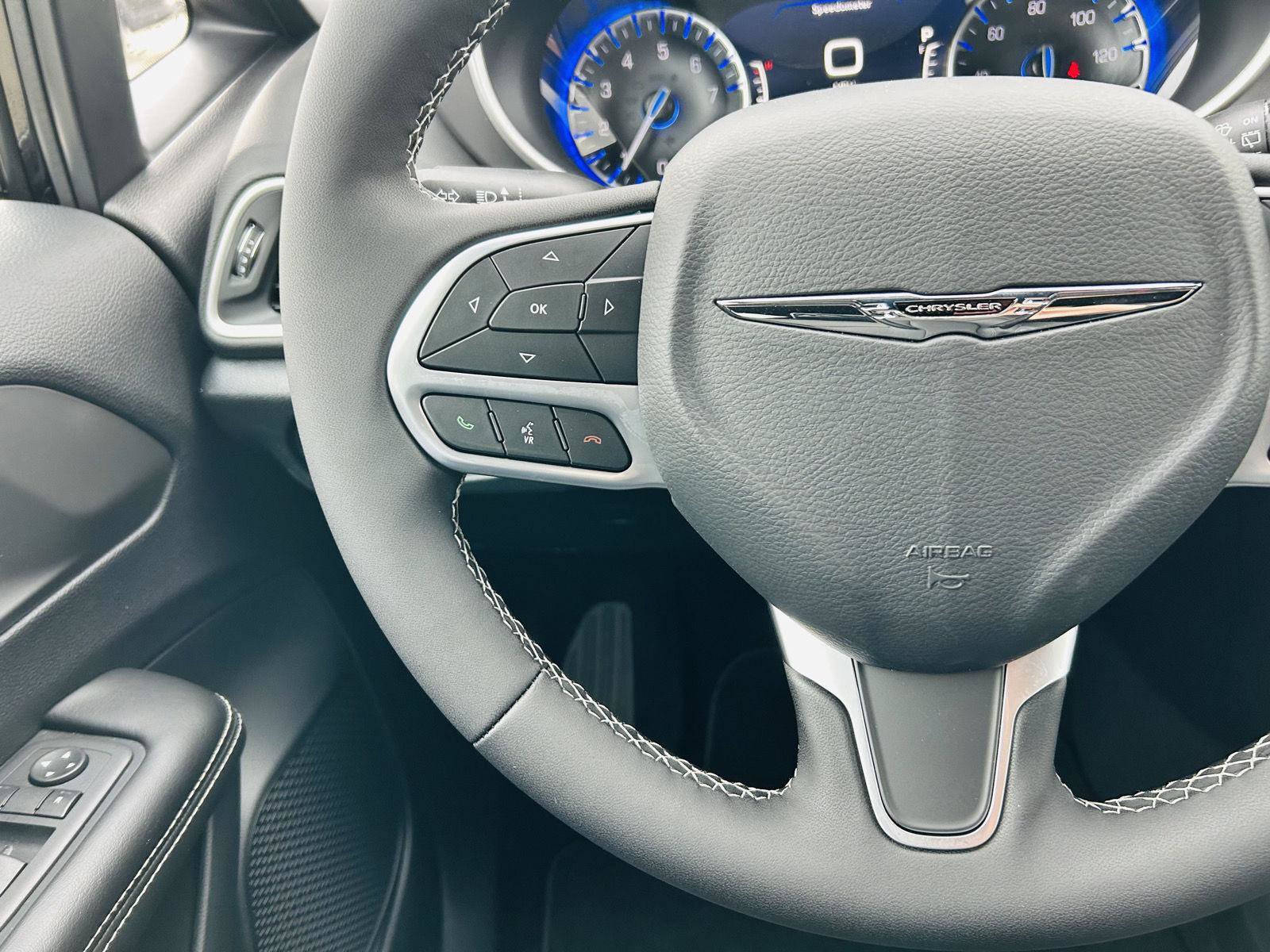New 2026 Chrysler Voyager LX FWD image 17