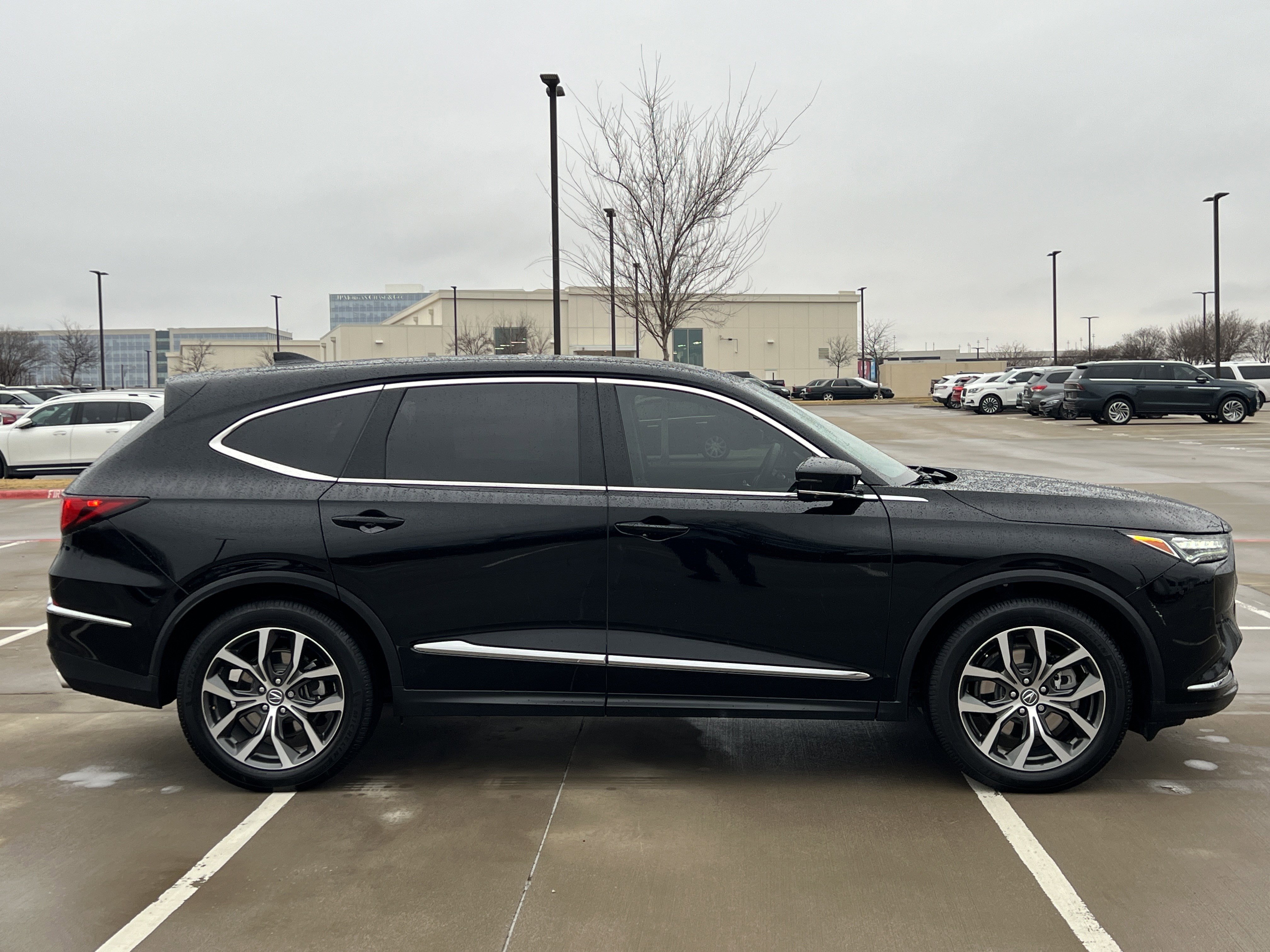 Used 2022 Acura MDX SH-AWD w/ Technology Package image 10