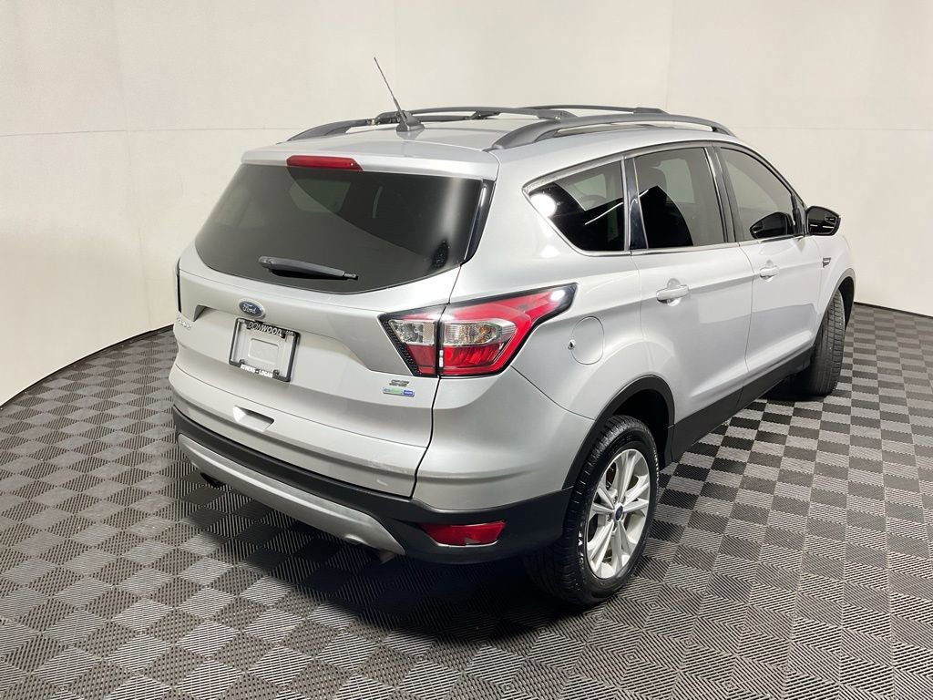 Used 2018 Ford Escape SE w/ SE Sync 3 Package image 16