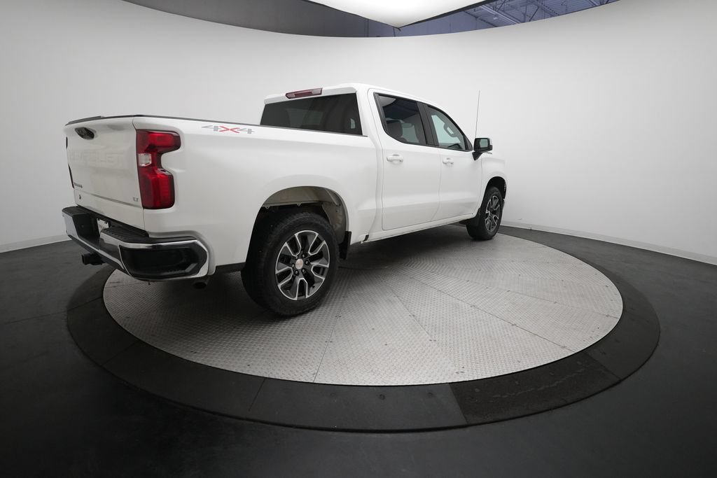 Used 2024 Chevrolet Silverado 1500 LT AWD/4WD image 29