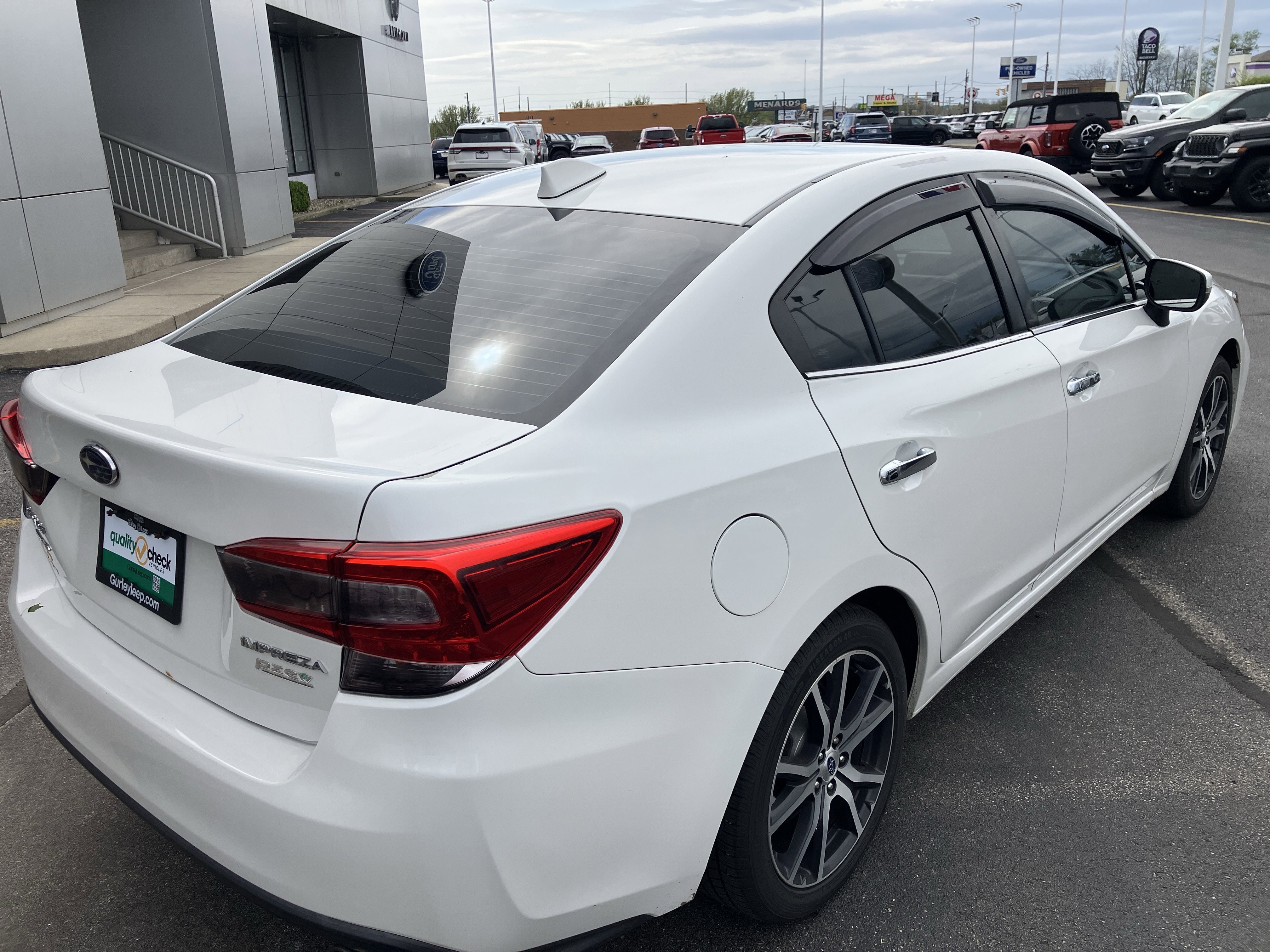 Used 2017 Subaru Impreza 2.0i Limited AWD/4WD image 7