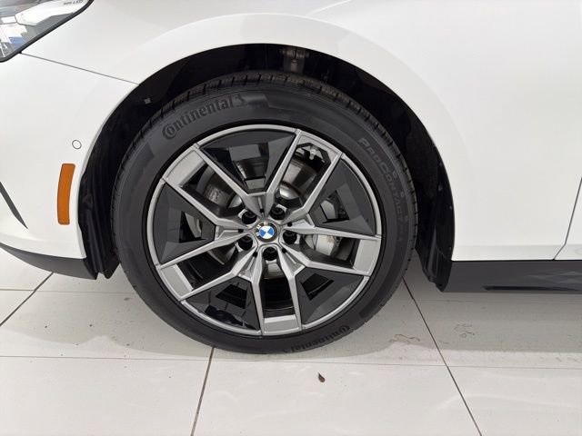 Used 2026 BMW 530i xDrive w/ Premium Package AWD/4WD image 46