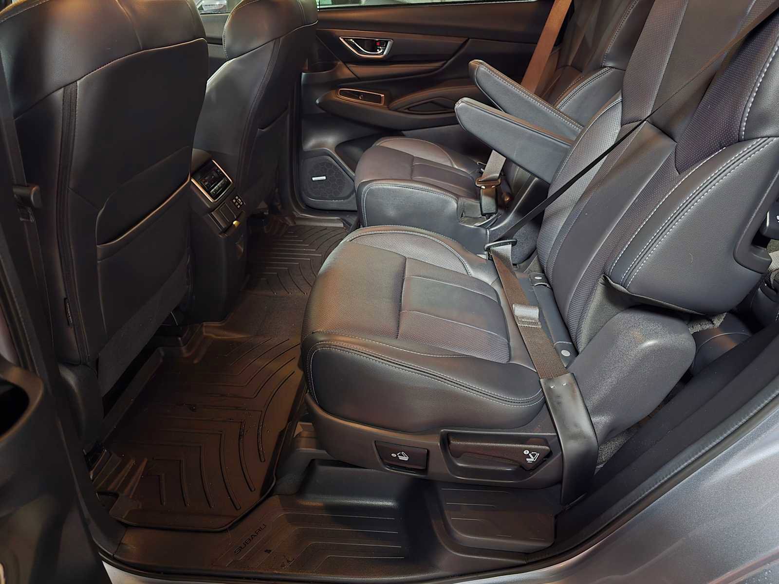Used 2024 Subaru Ascent Limited w/ Technology Package image 20
