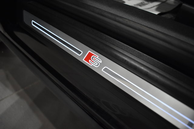 Used 2021 Audi Q5 e Premium Plus w/ Premium Plus Package image 35