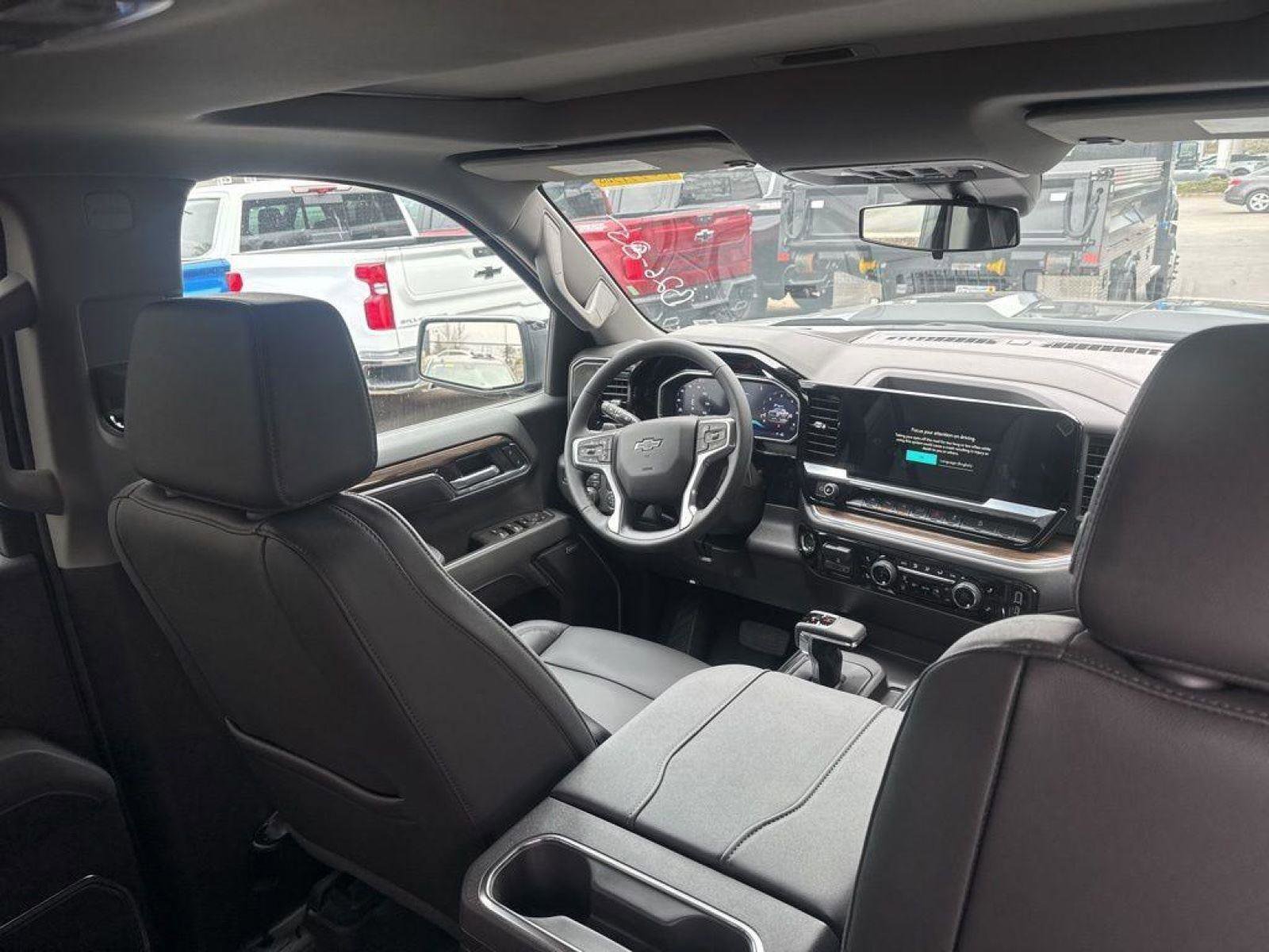 New 2026 Chevrolet Silverado 1500 LT Trail Boss w/ LT Trail Boss Premium Package AWD/4WD image 18