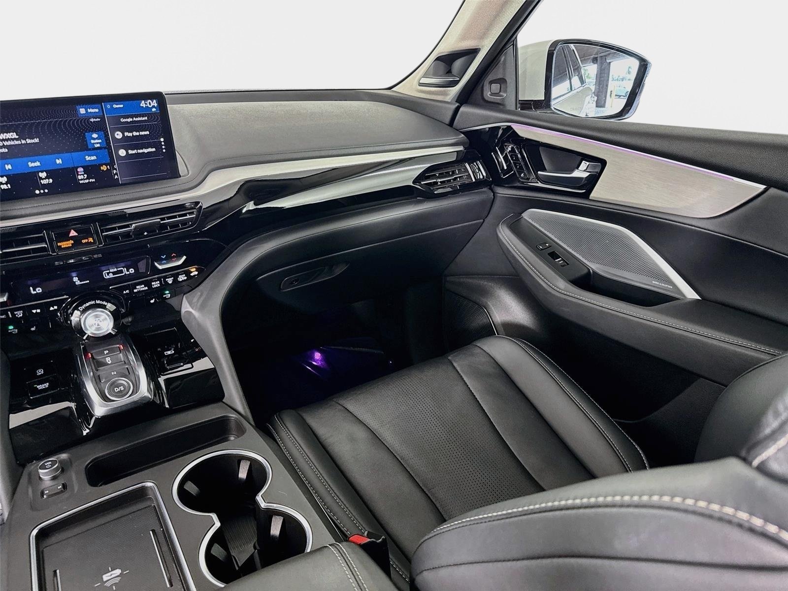 Used 2025 Acura MDX w/ Technology Package FWD image 26