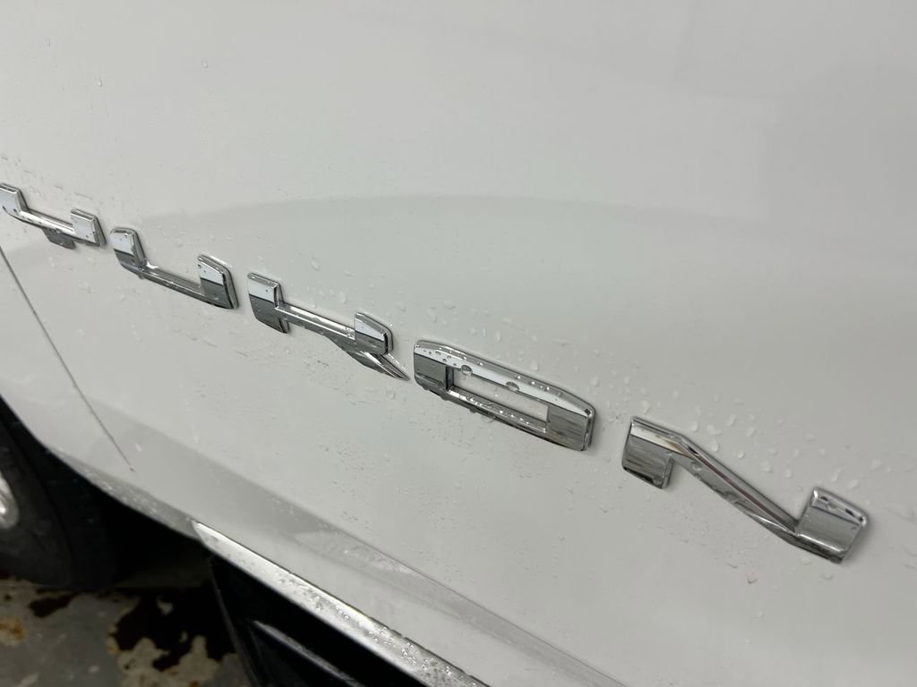 Used 2023 GMC Yukon SLT image 26