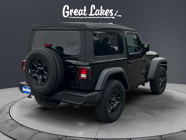 Used 2025 Jeep Wrangler Sport image 5