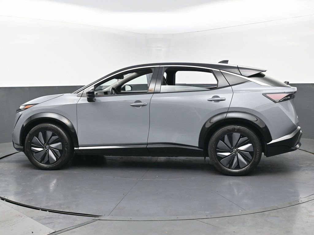 Used 2023 Nissan Ariya FWD image 8