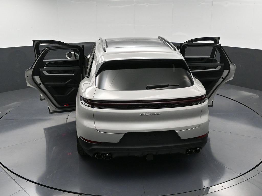New 2026 Porsche Cayenne S image 35