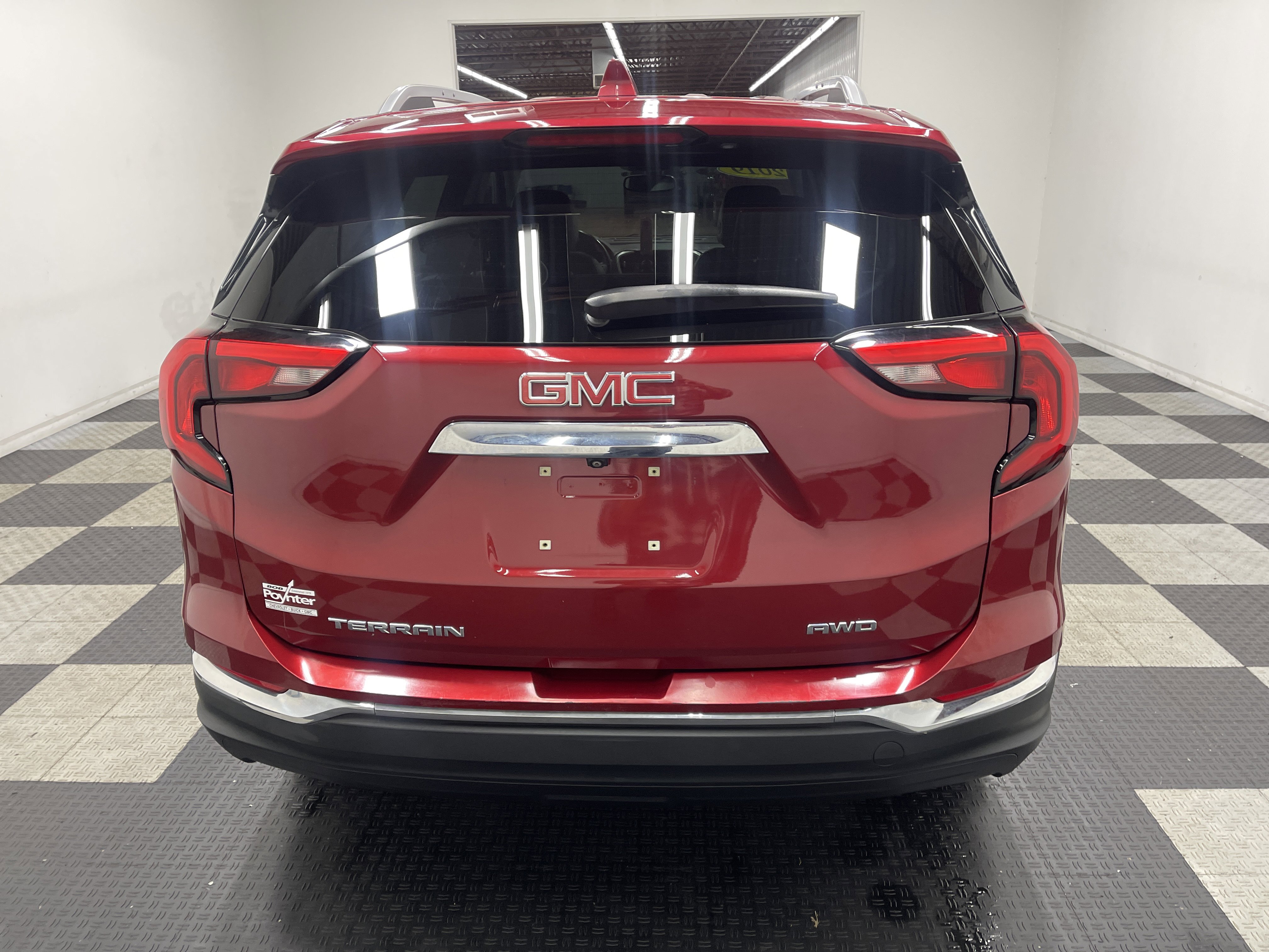 Used 2019 GMC Terrain SLT w/ Preferred Package image 3