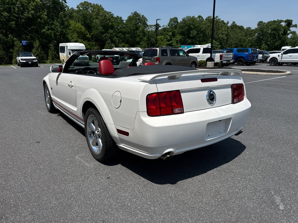 Used 2006 Ford Mustang GT Premium RWD image 21