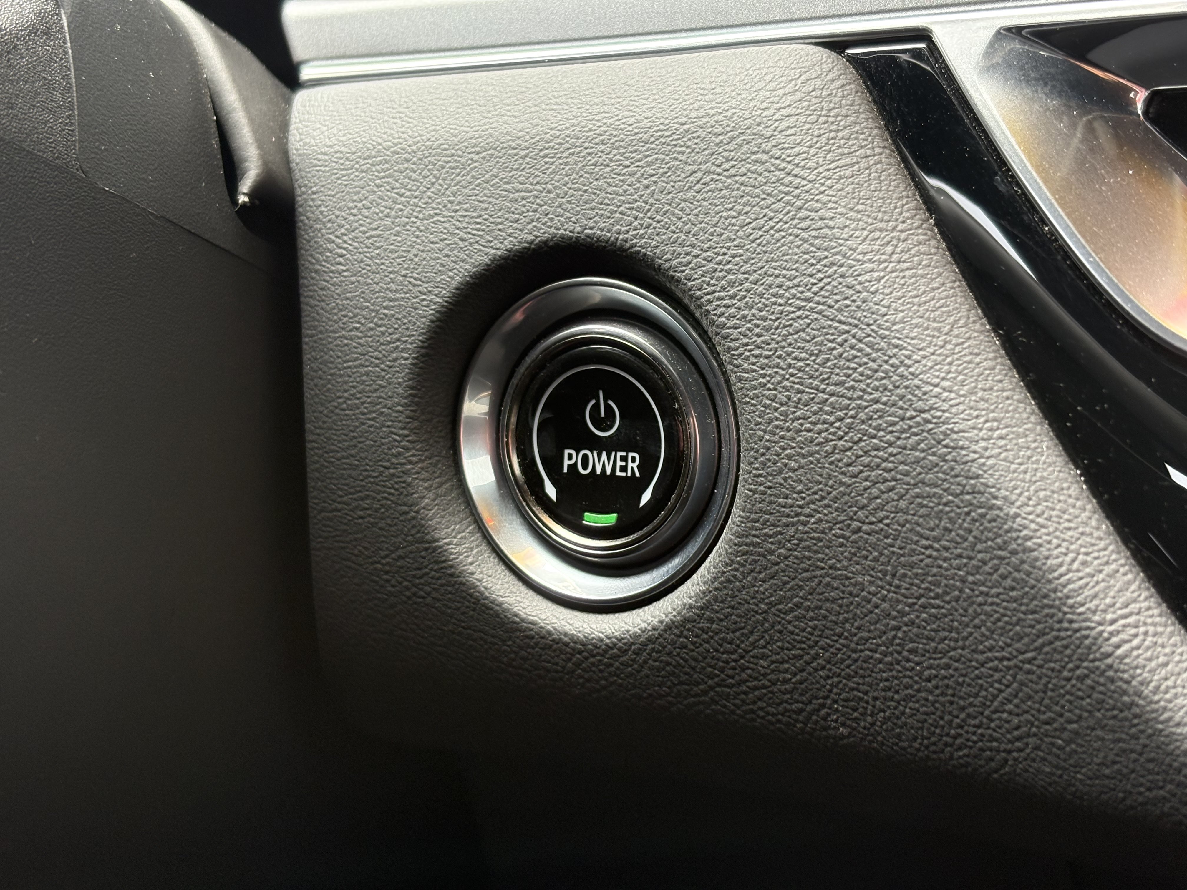 Certified 2024 Cadillac Lyriq Tech AWD/4WD image 28