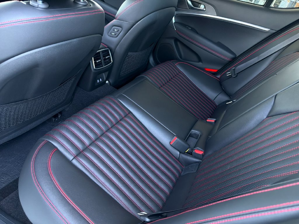 New 2026 Genesis G70 3.3T Sport Prestige RWD image 12