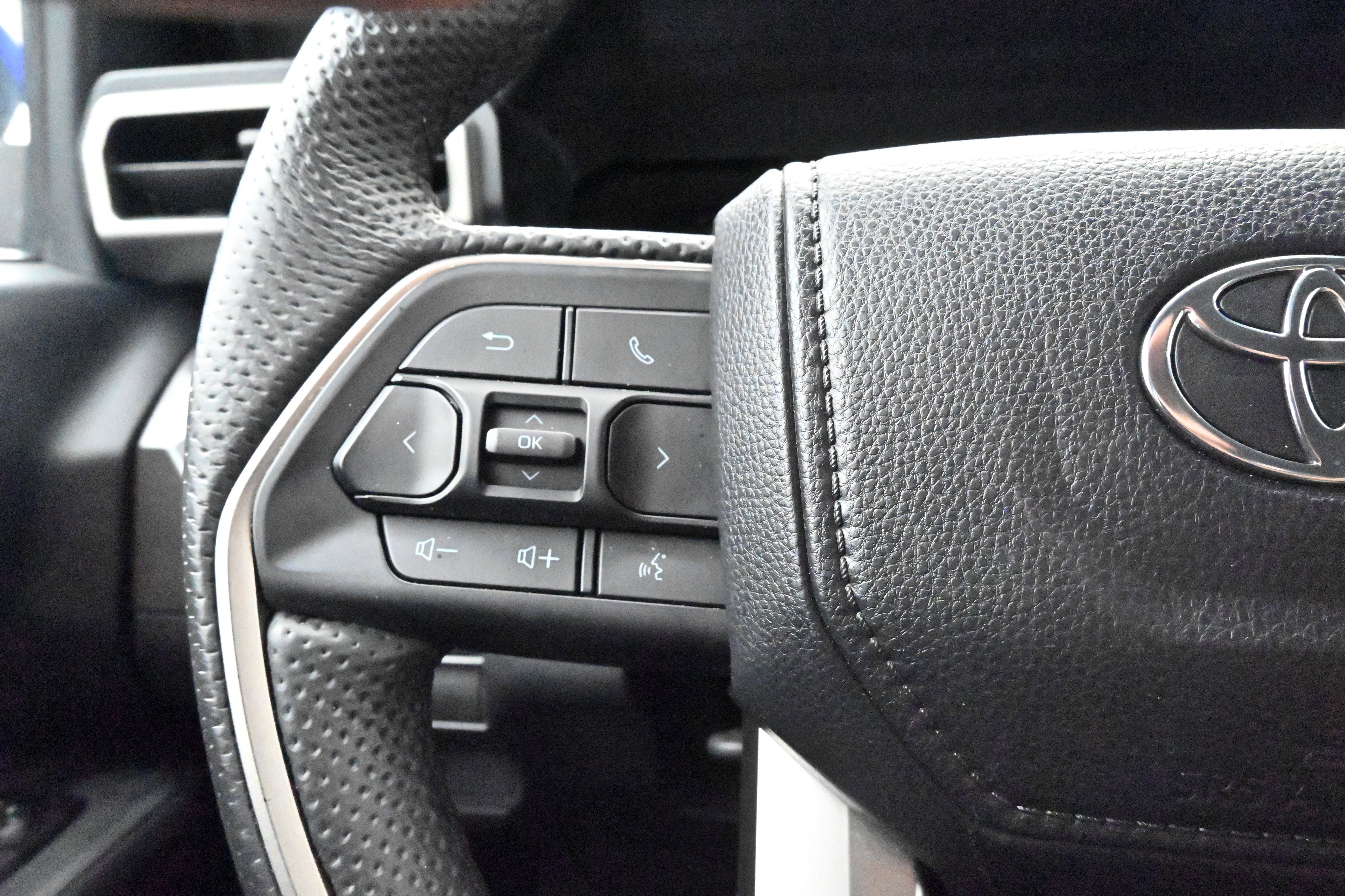 Used 2024 Toyota Tacoma TRD Sport image 29