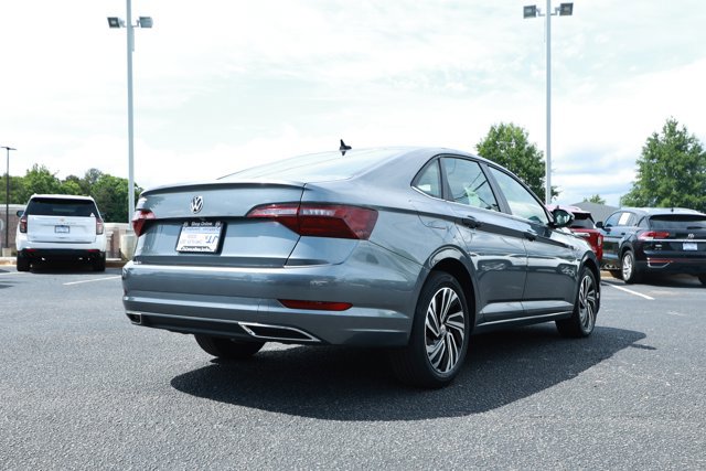 Used 2020 Volkswagen Jetta SEL Premium FWD image 6