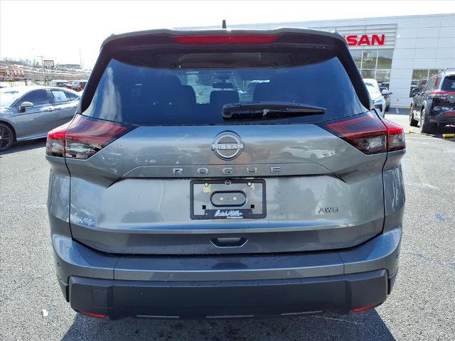 Certified 2025 Nissan Rogue S image 6