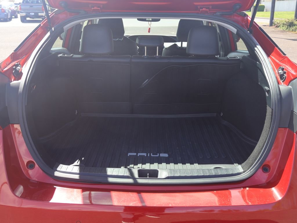 Used 2019 Toyota Prius XLE w/ Advanced Technology Package AWD/4WD image 6