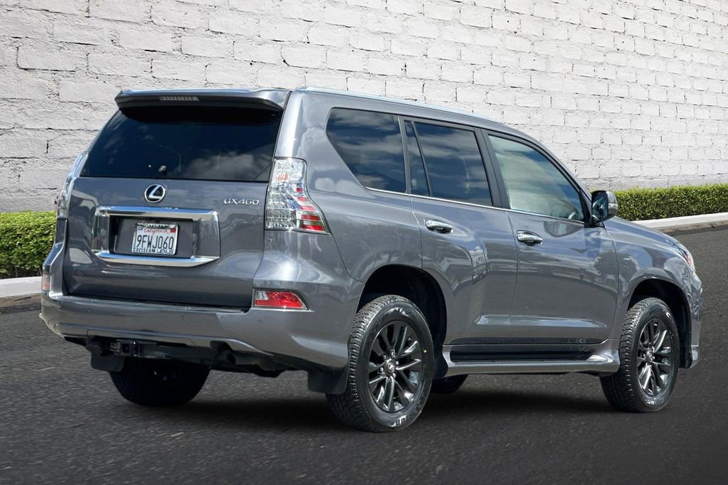 Used 2023 Lexus GX 460 Premium w/ Premium Package AWD/4WD image 4