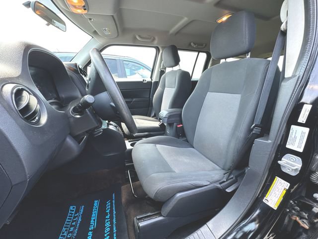 Used 2014 Jeep Patriot Sport AWD/4WD image 16