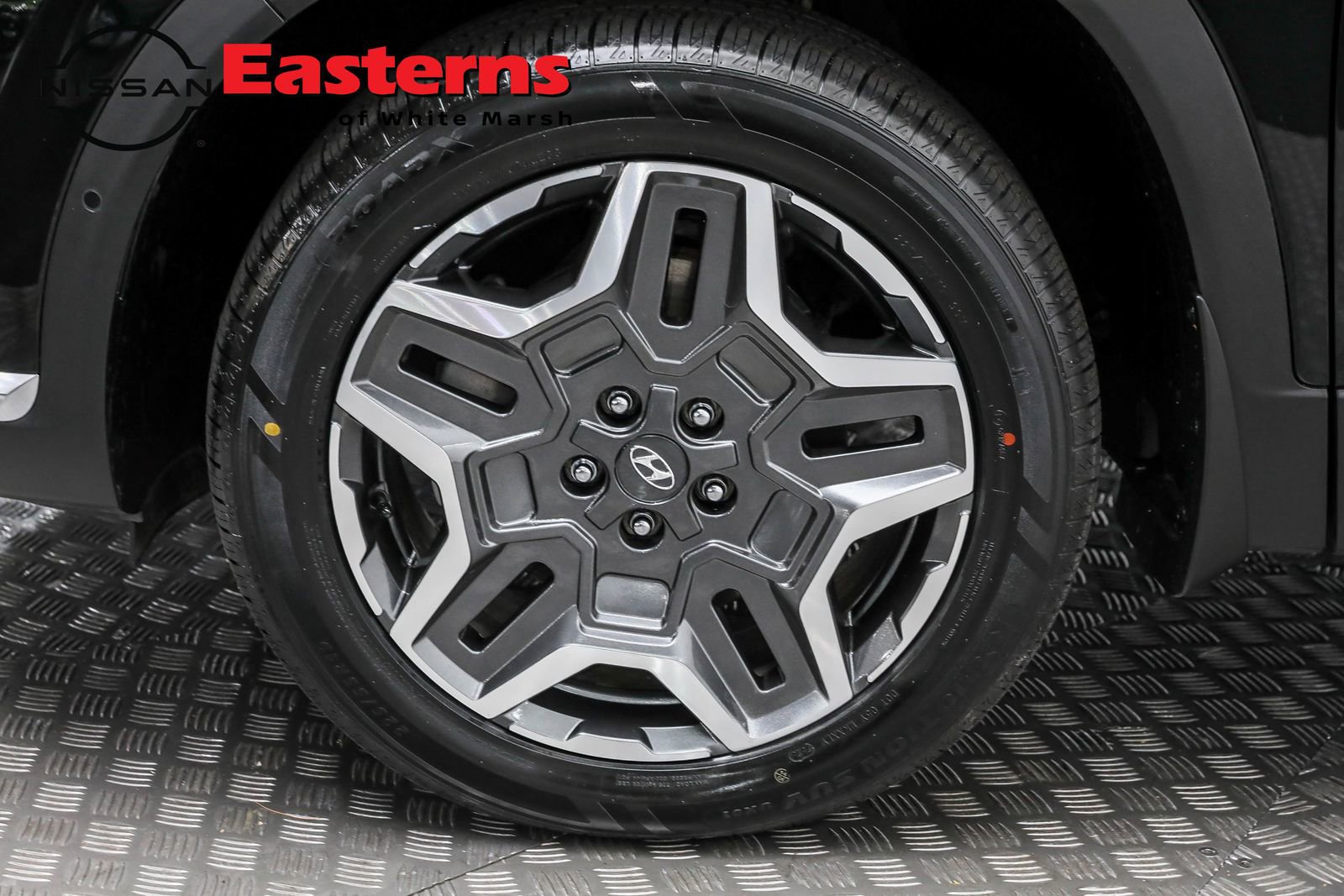 Used 2023 Hyundai Santa Fe Limited AWD/4WD image 32