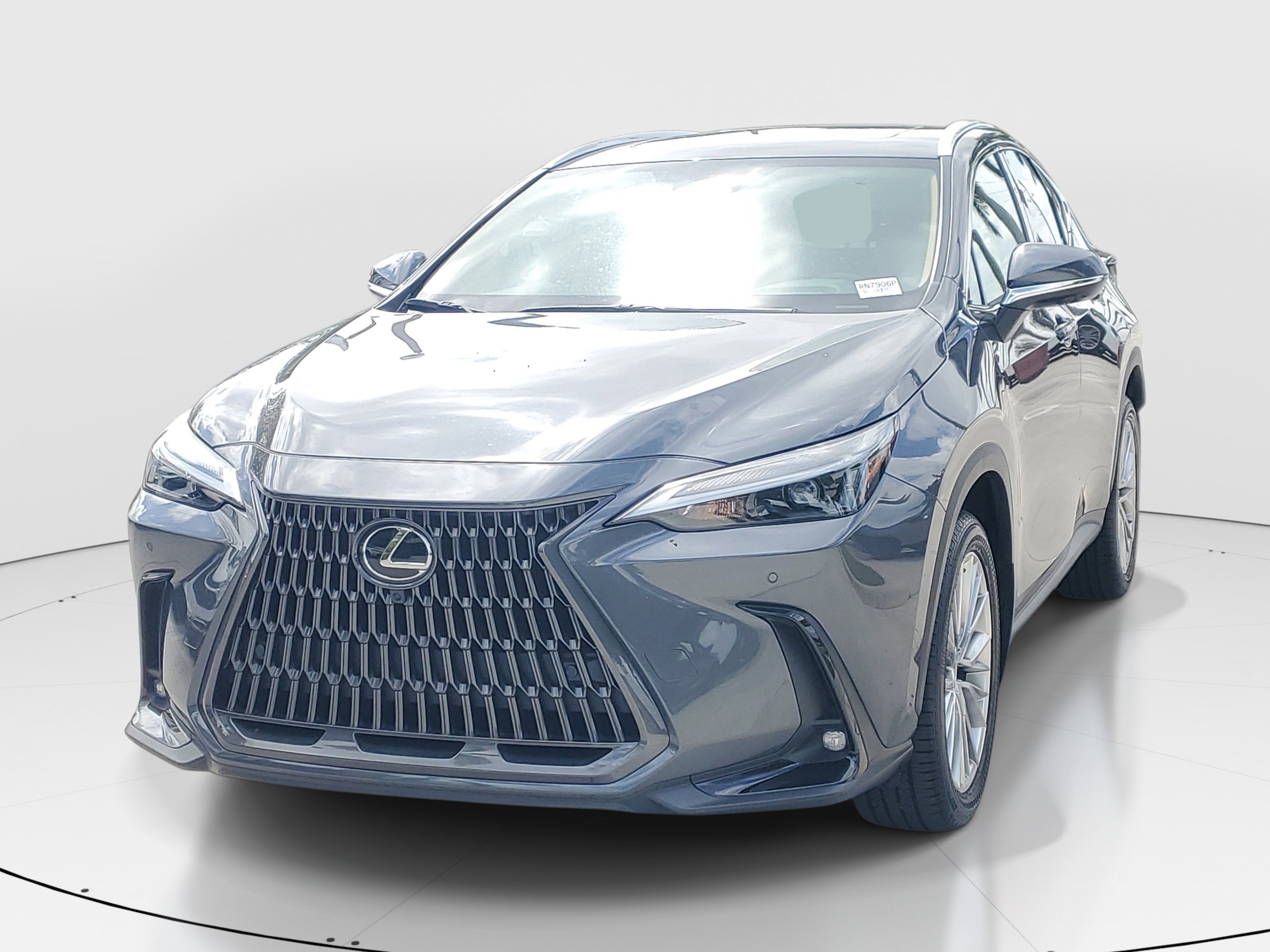 Certified 2025 Lexus NX 350 AWD w/ Accessory Package (Z2) image 4