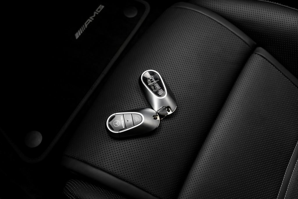 Used 2025 Mercedes-Benz AMG GT 63 image 58