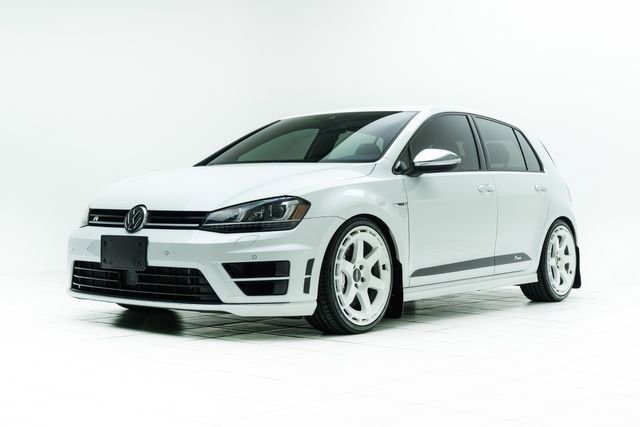 Used 2017 Volkswagen Golf R 4-Door image 8