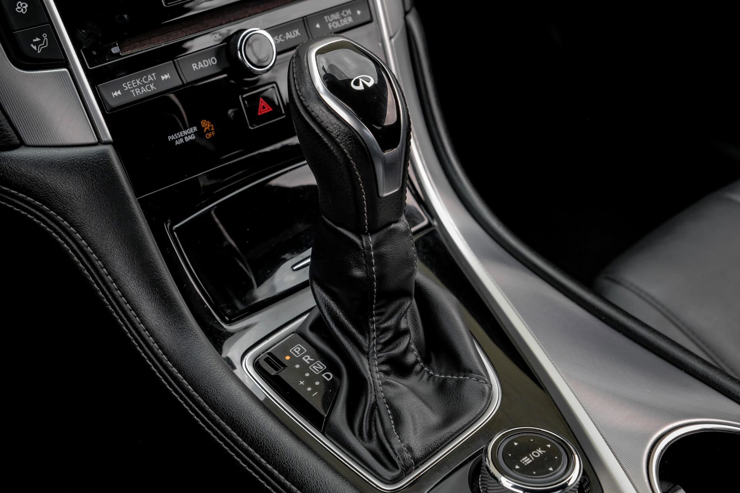 Used 2017 INFINITI Q60 3.0t w/ Cargo Package image 25