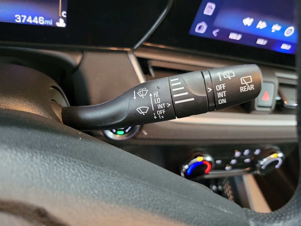 Used 2024 Chevrolet TrailBlazer LS image 42