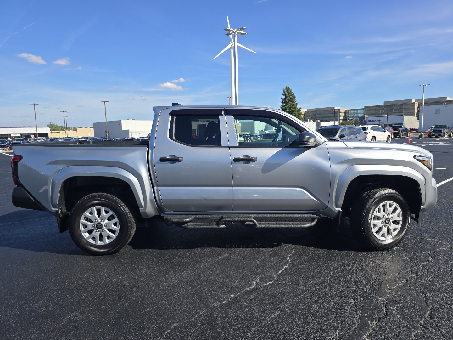 Used 2024 Toyota Tacoma SR AWD/4WD image 17
