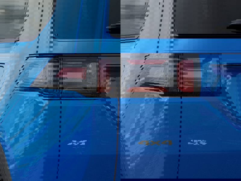 New 2026 Jeep Cherokee Laredo image 9