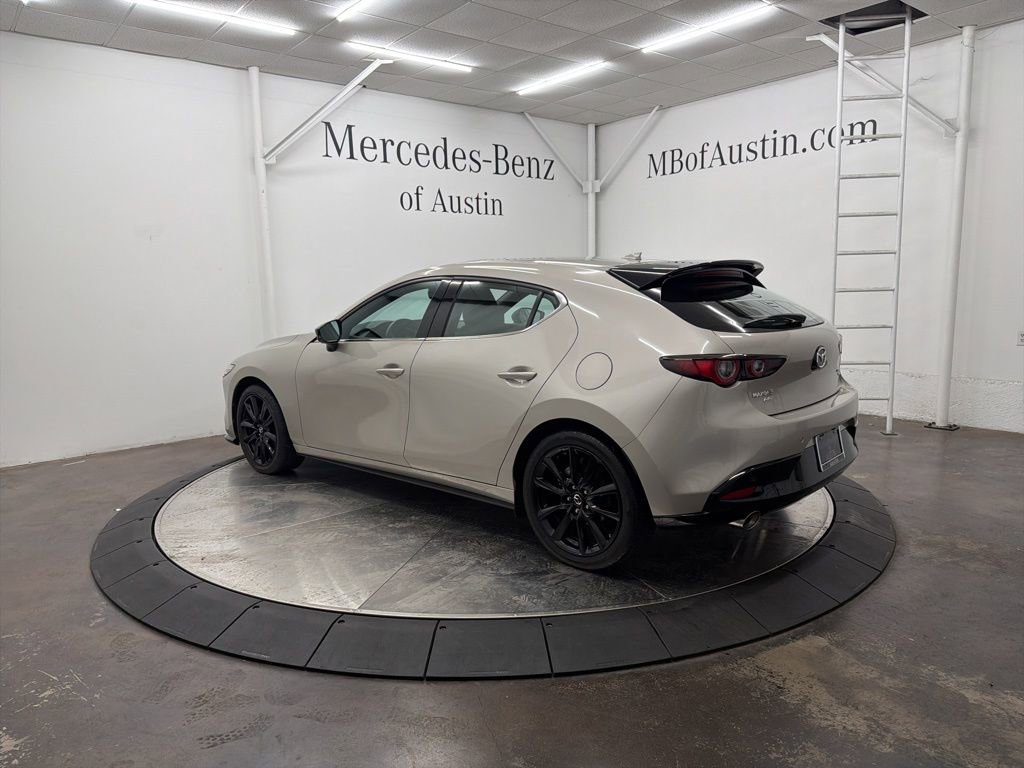 Used 2024 MAZDA MAZDA3 Hatchback w/Premium Plus Pkg image 5