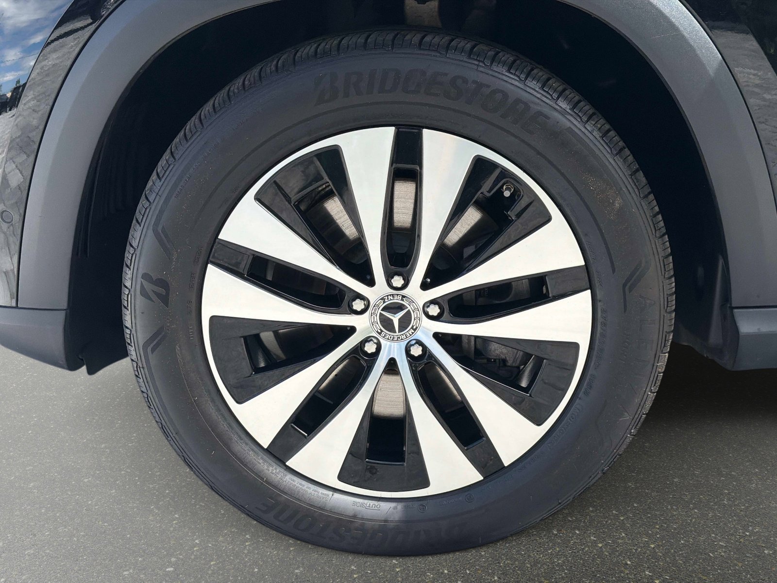 Used 2025 Mercedes-Benz GLE 450e 4MATIC image 19