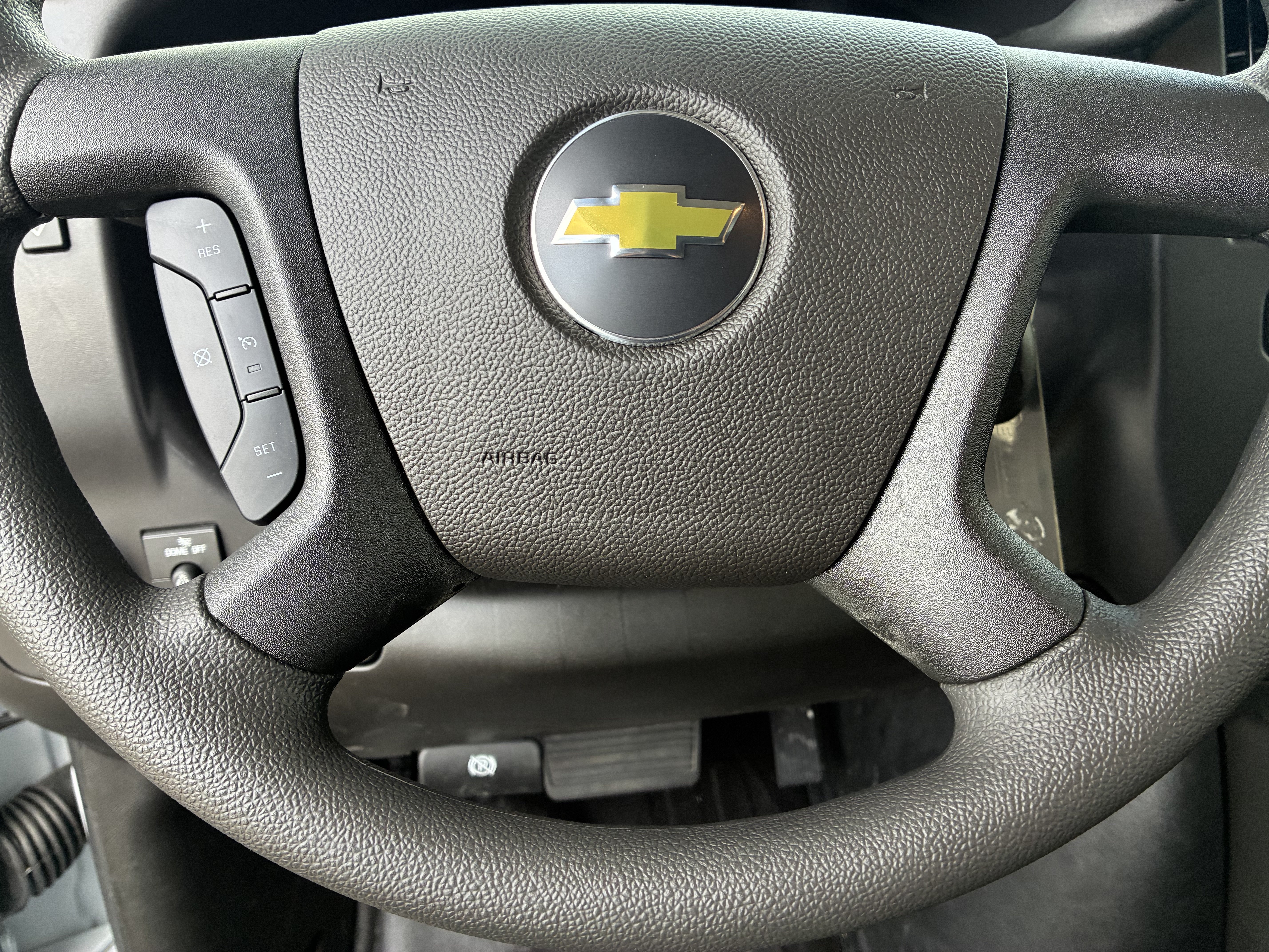 New 2026 Chevrolet Express 2500 Extended w/ Driver Convenience Package RWD image 31